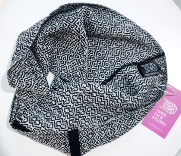 Handwoven Infinity Scarf - Cravat - Silver Grey