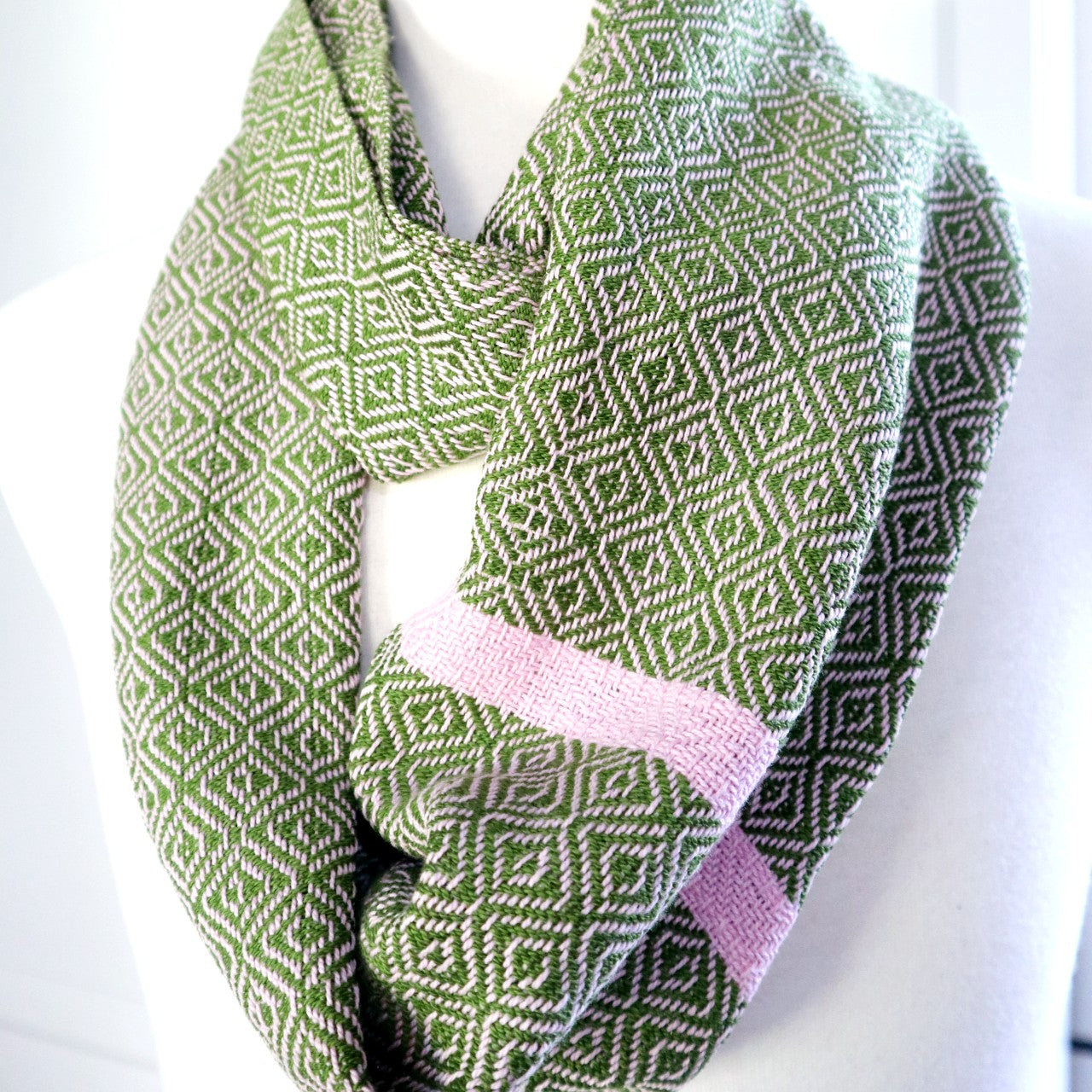 Handwoven loop scarf in olive green and dusty pink cotton