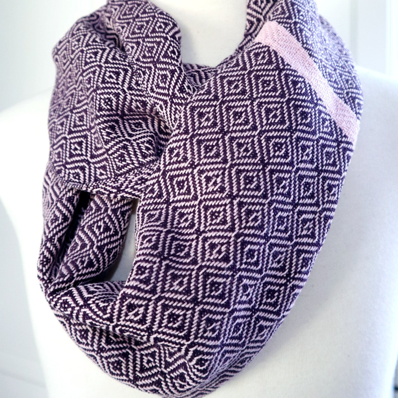 Handwoven loop scarf in plum purple and dusty pink cotton