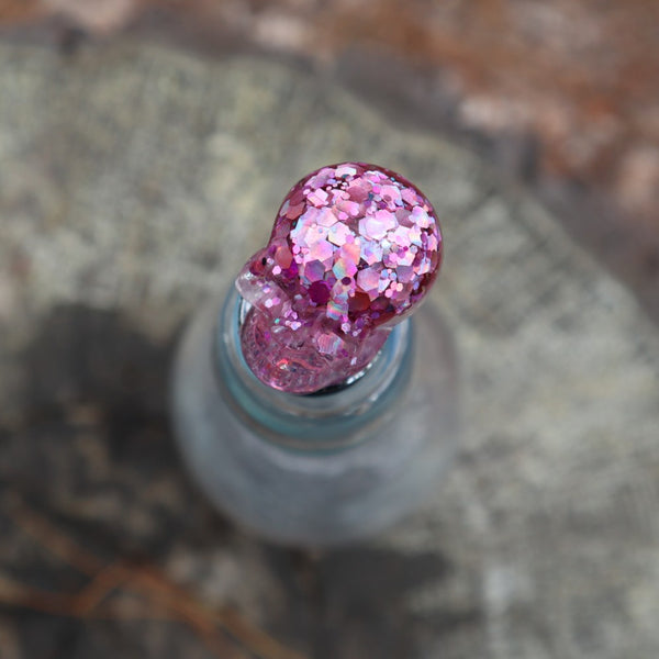 Resin Skull Bottle Stopper - light pink glitter